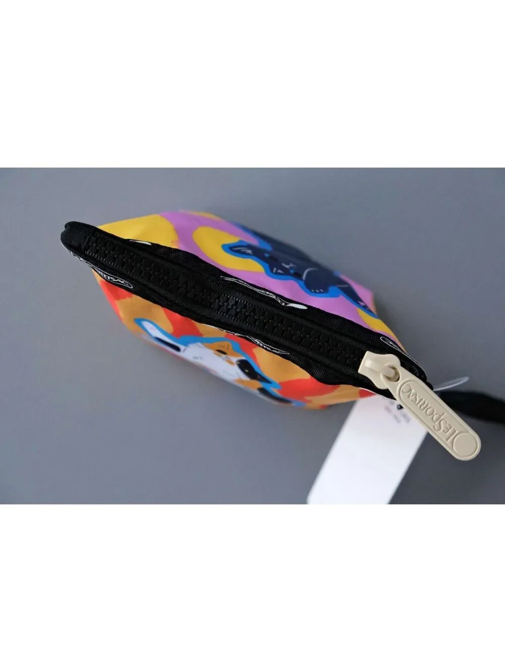 LeSportsac x Caicai R Cat Small Wristlet NWT - Picture 5 of 8